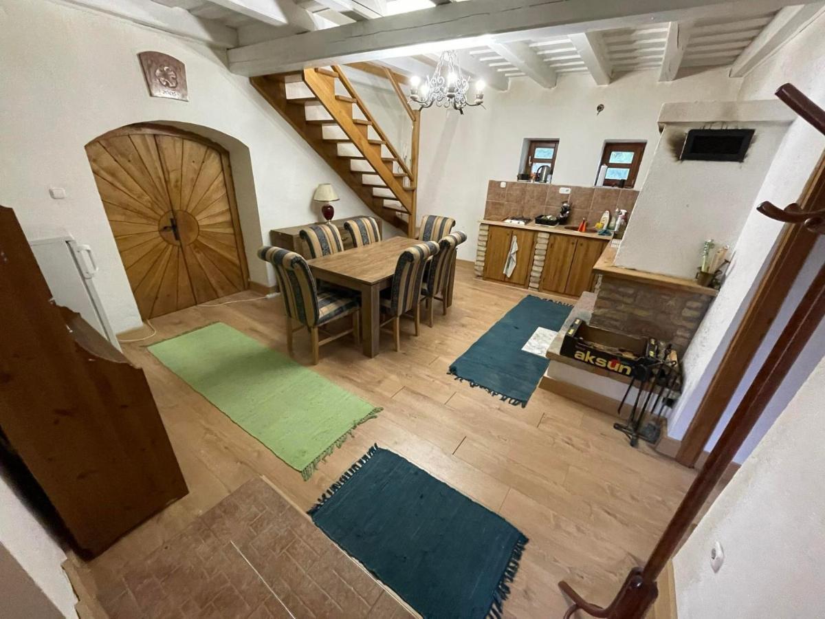 Borospince Vendeghaz Villa Pécsely Exterior photo